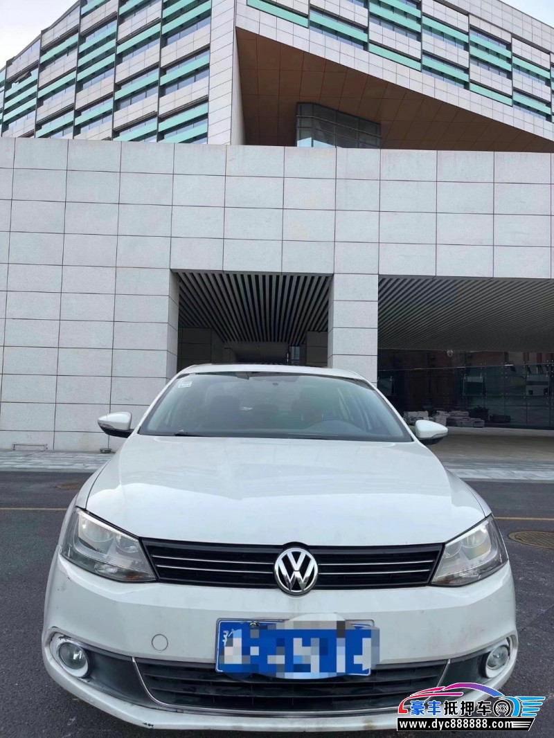 15年大众速腾轿车抵押车出售