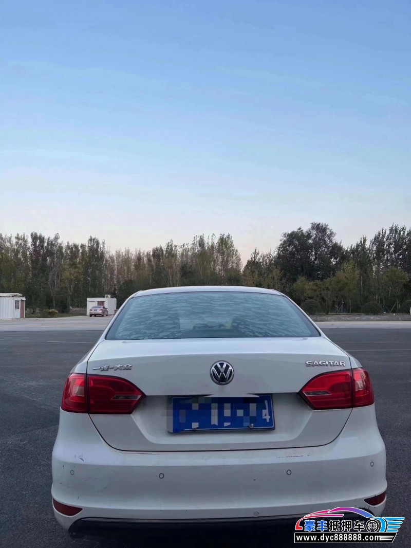 15年大众速腾轿车抵押车出售