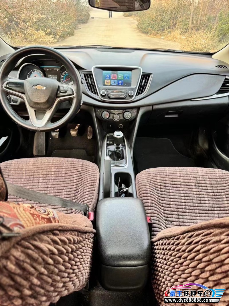 16年雪佛兰科沃兹轿车抵押车出售