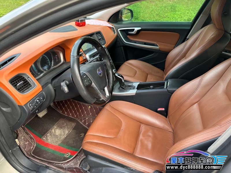 15年沃尔沃S60L轿车抵押车出售