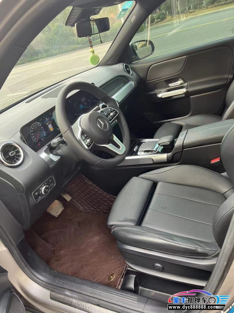 20年奔驰GLB轿车抵押车出售