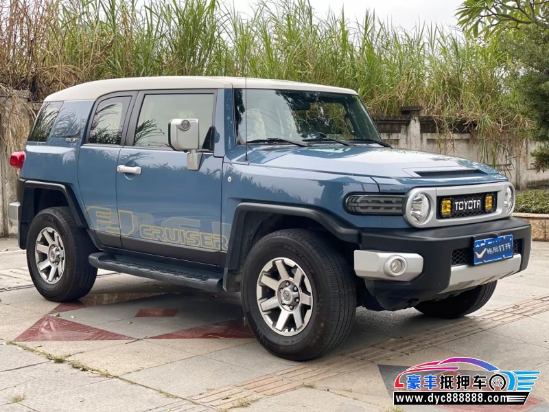 18年丰田兰德酷路泽轿车抵押车出售