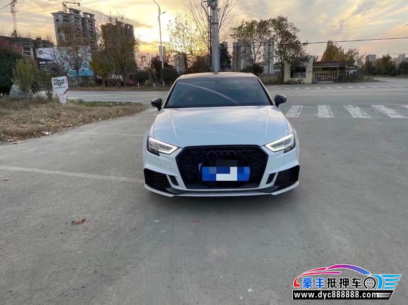 18年奥迪A3轿车抵押车出售