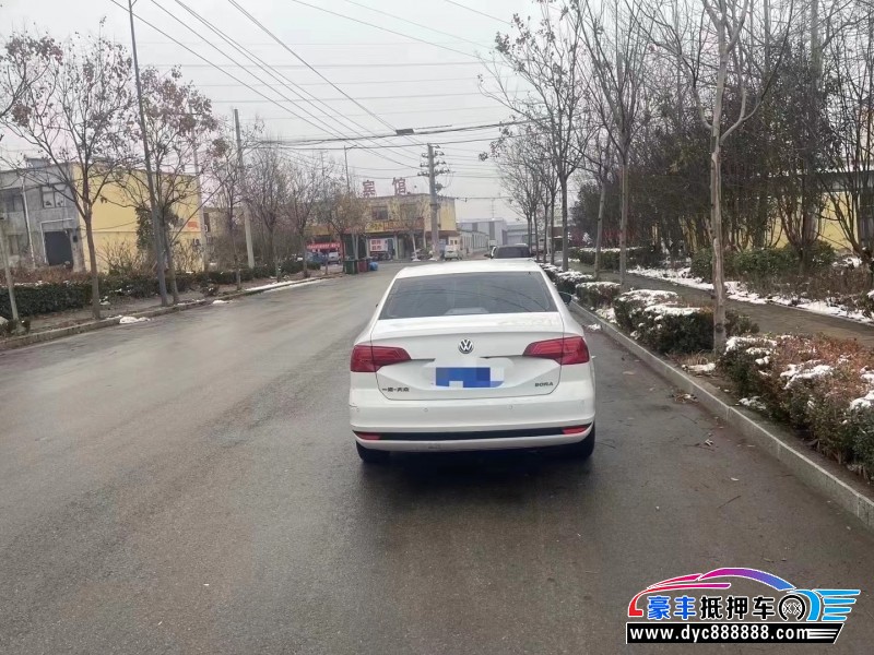 17年大众宝来轿车抵押车出售