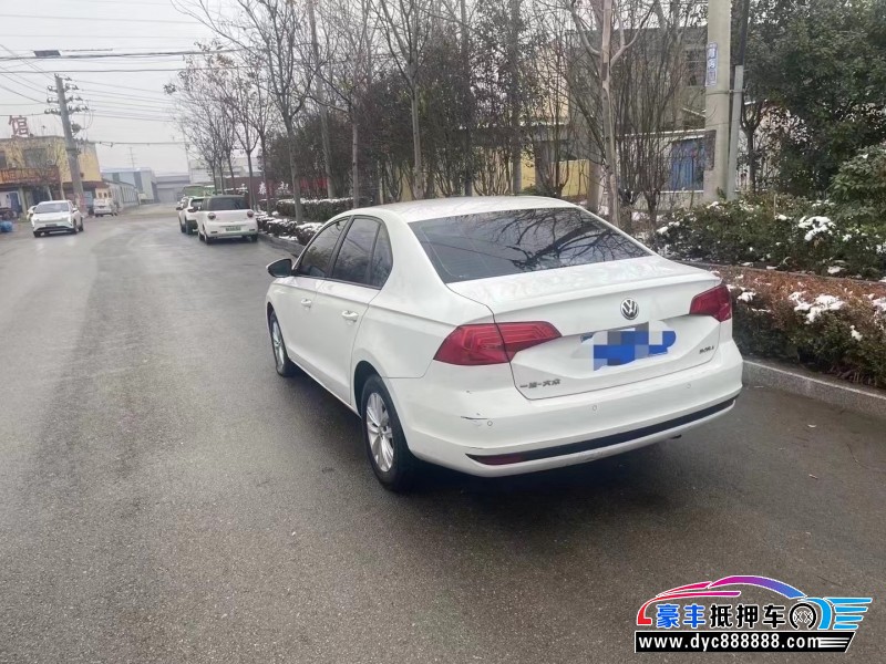 17年大众宝来轿车抵押车出售