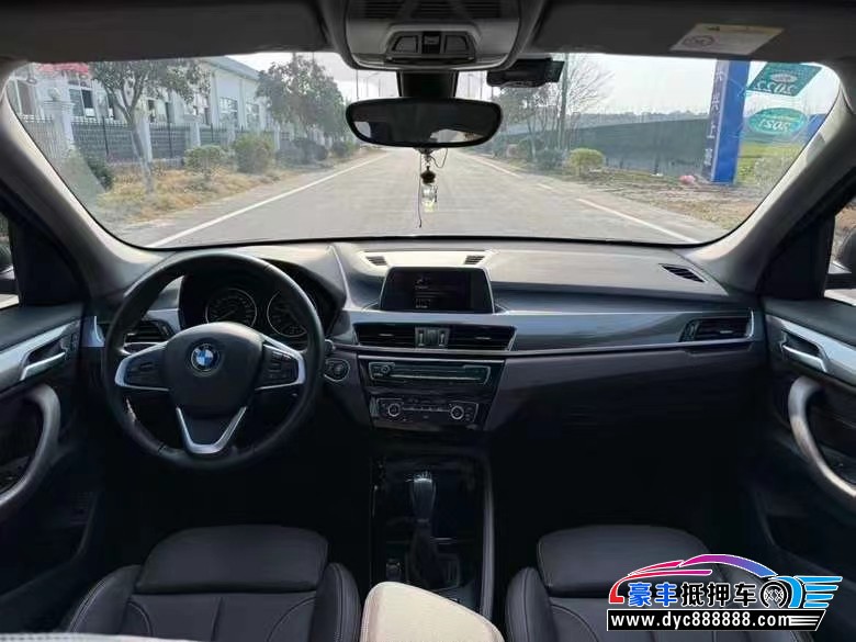 18年宝马X1轿车抵押车出售