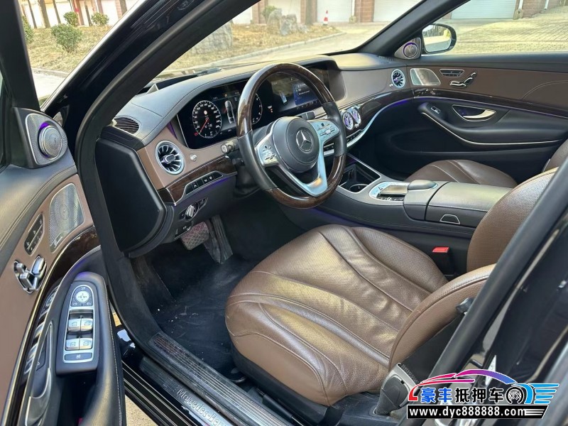 20年奔驰S轿车抵押车出售