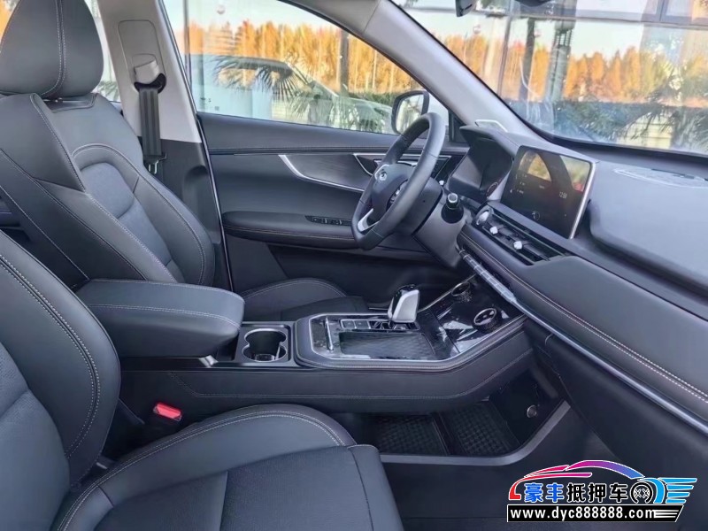 23年奇瑞瑞虎8轿车抵押车出售