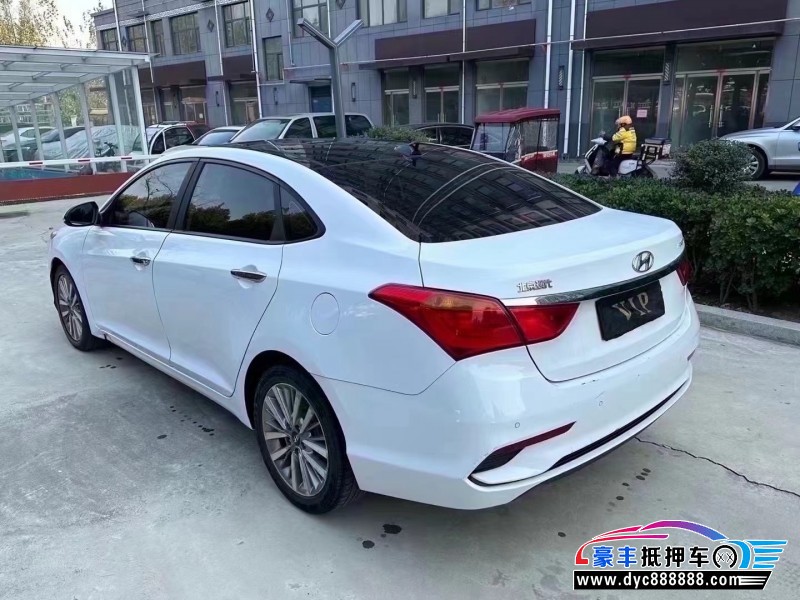 18年现代名图轿车抵押车出售