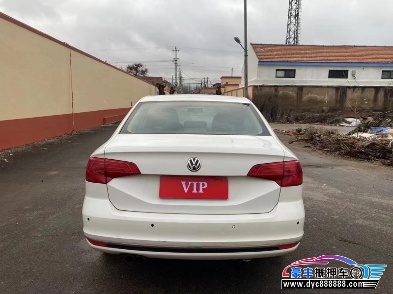 16年大众宝来轿车抵押车出售