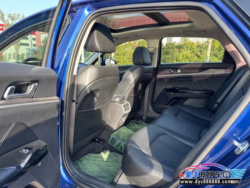 21年起亚凯酷轿车抵押车出售