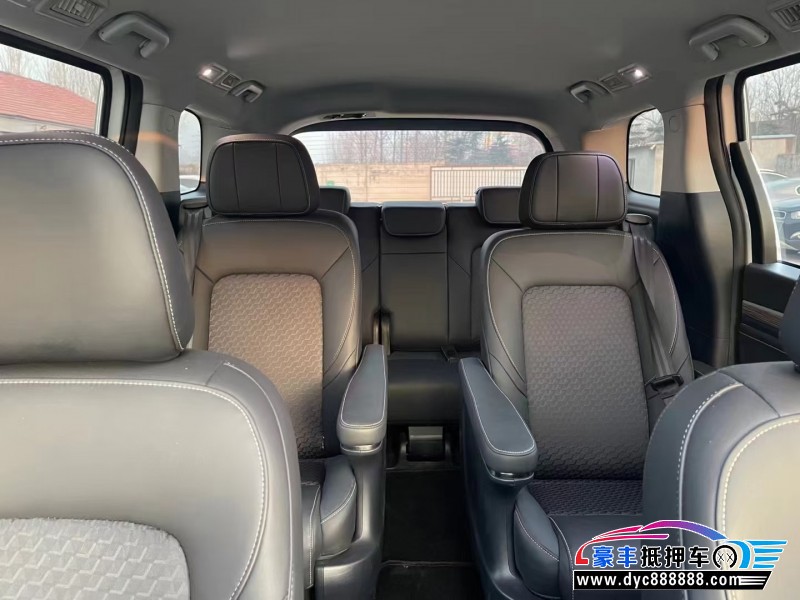 22年传祺M8轿车抵押车出售