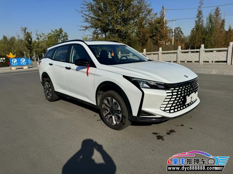 23年东风风神奕炫轿车抵押车出售