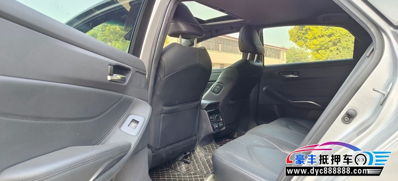 21年丰田亚洲龙轿车抵押车出售