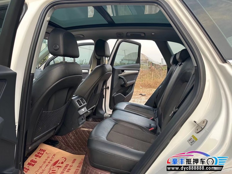 19年奥迪Q5SUV抵押车出售