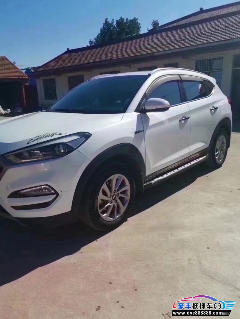 15年现代途胜轿车抵押车出售