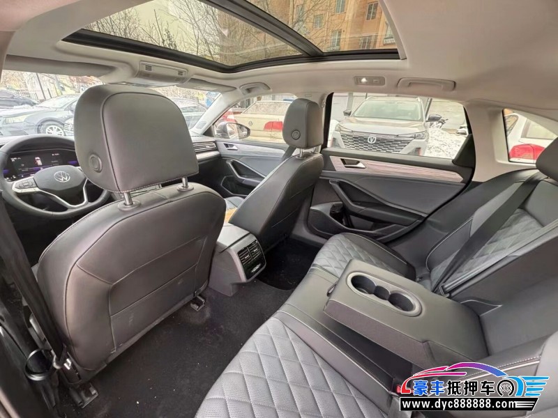 23年大众速腾轿车抵押车出售