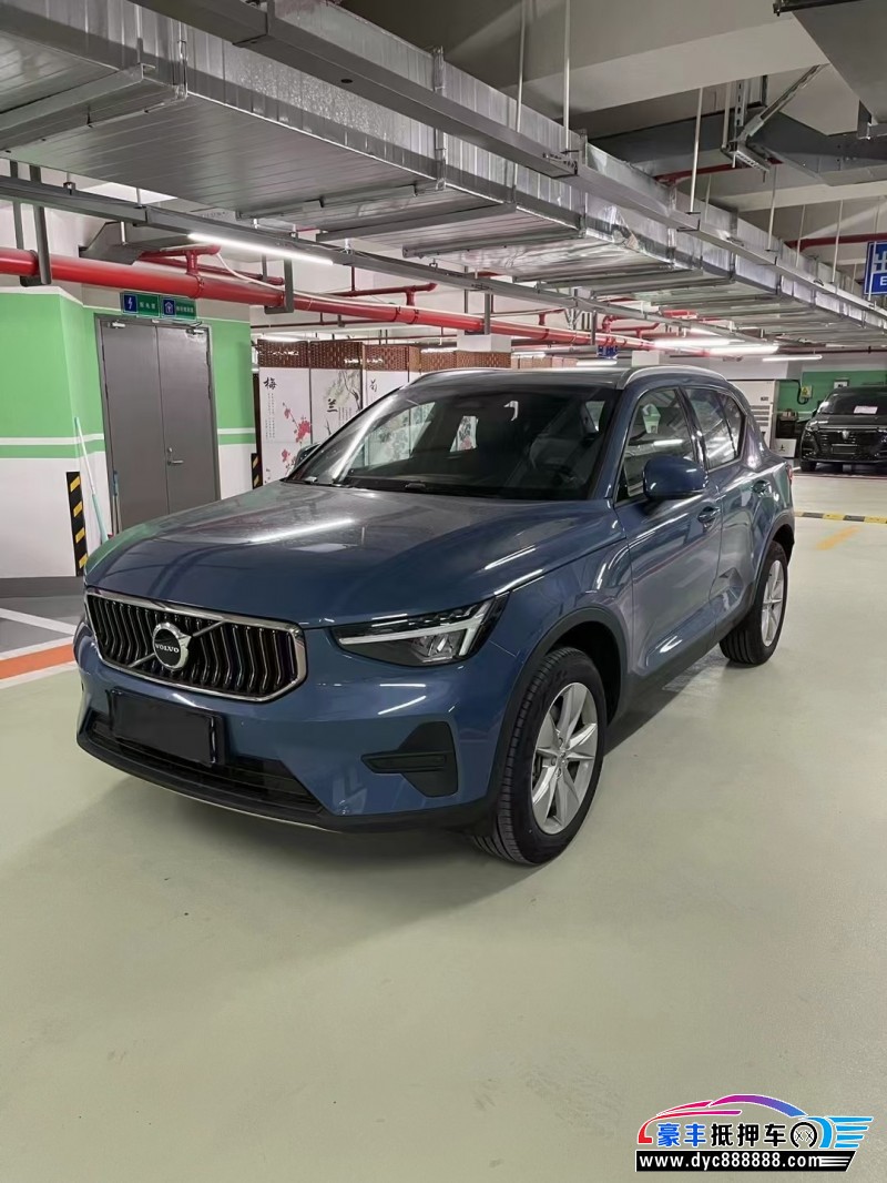 22年沃尔沃XC40轿车抵押车出售
