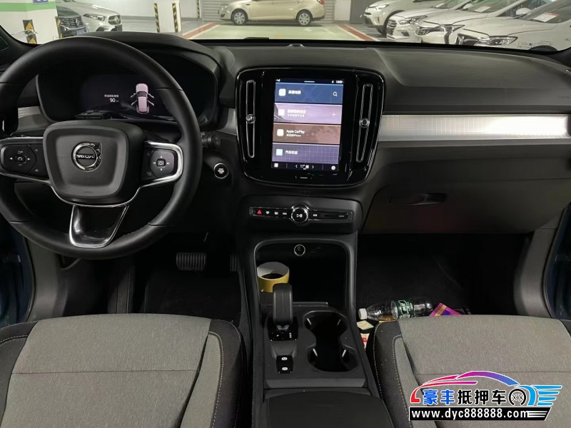 22年沃尔沃XC40轿车抵押车出售