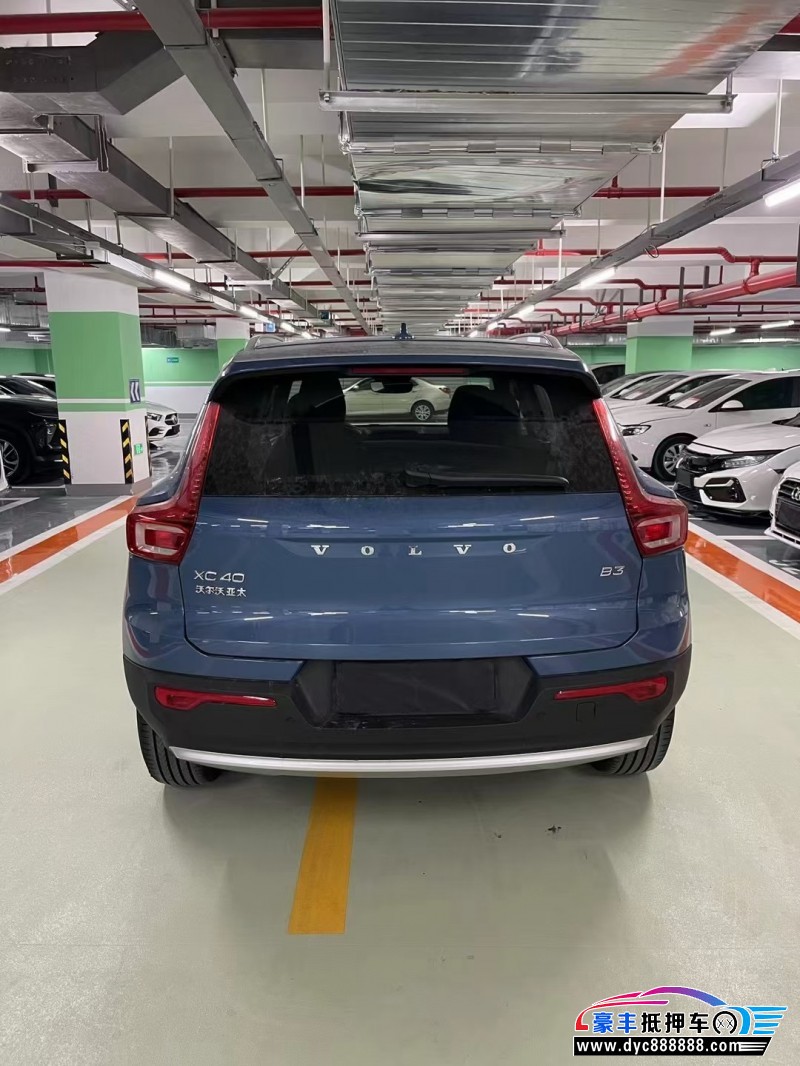 22年沃尔沃XC40轿车抵押车出售