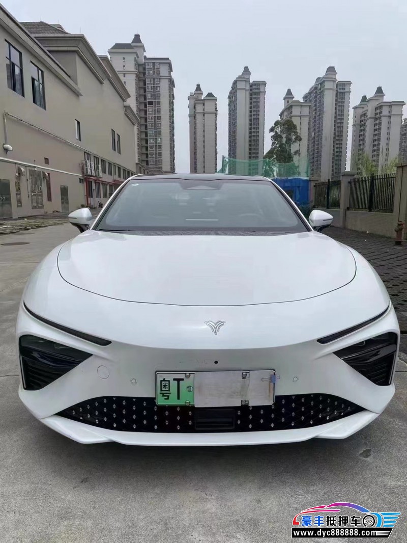 23年哪吒S轿车抵押车出售