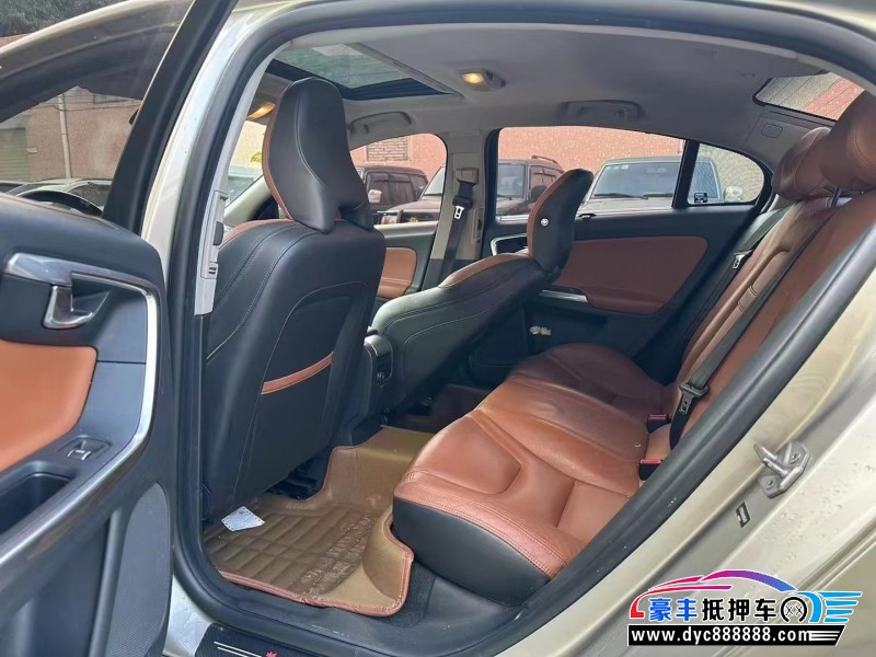 16年沃尔沃S60L轿车抵押车出售