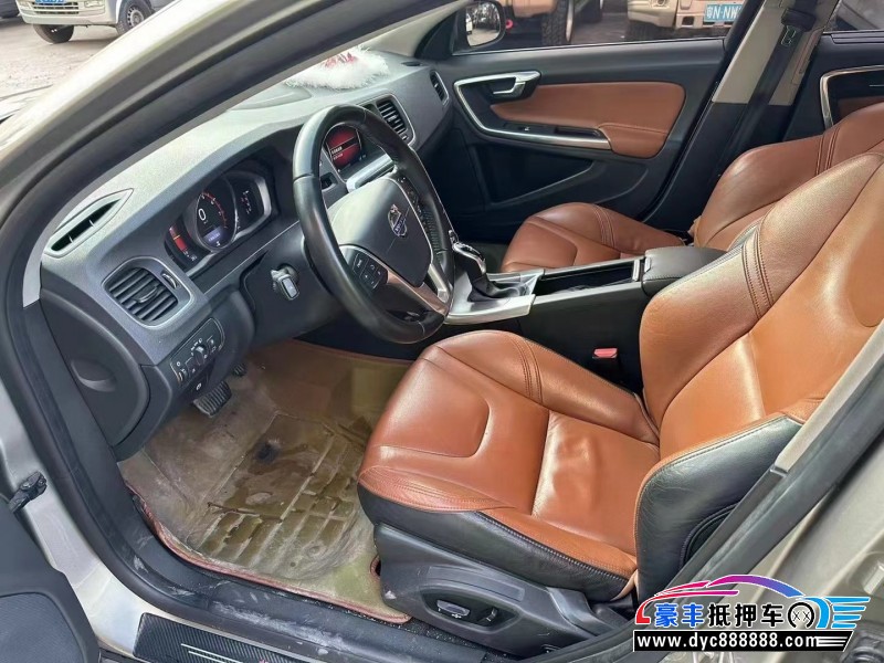 16年沃尔沃S60L轿车抵押车出售