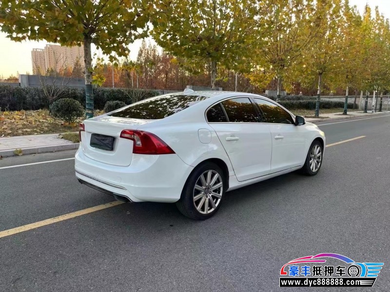15年沃尔沃S60L轿车抵押车出售