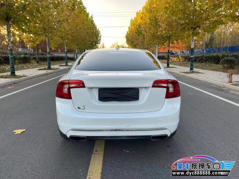 15年沃尔沃S60L轿车抵押车出售