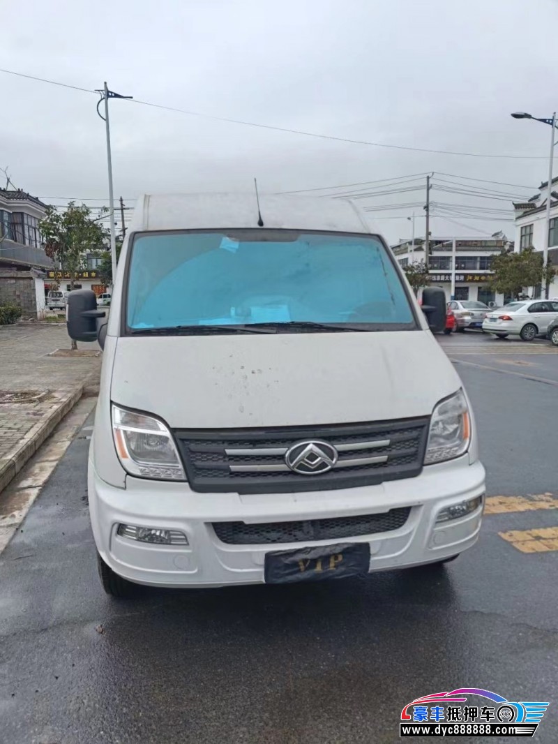 23年上汽大通V80轿车抵押车出售