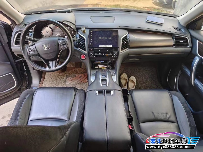 19年本田冠道轿车抵押车出售