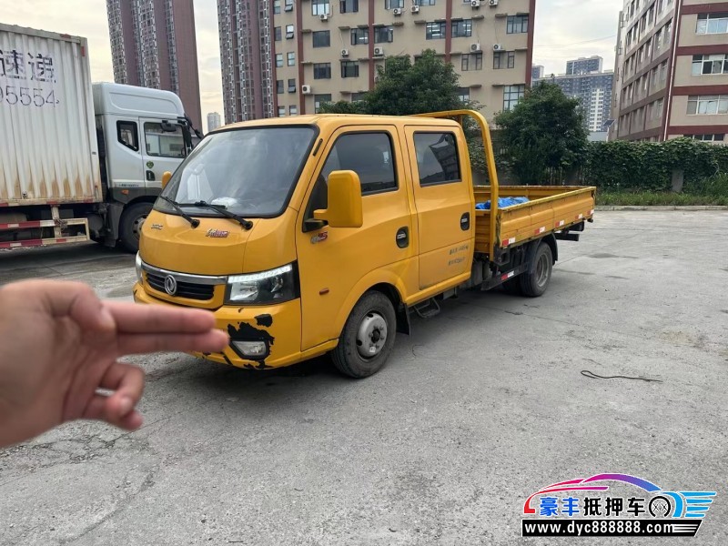 21年东风途逸轿车抵押车出售