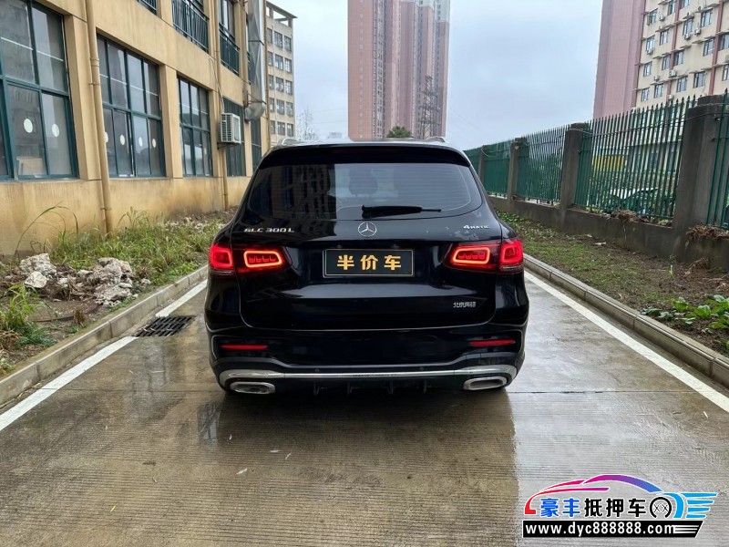 21年重汽豪沃轿车抵押车出售