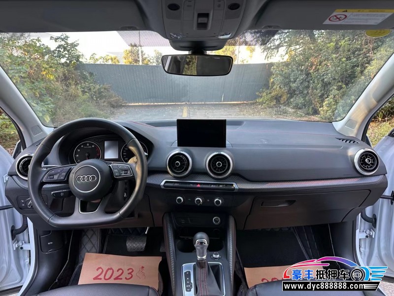 22年奥迪Q2轿车抵押车出售