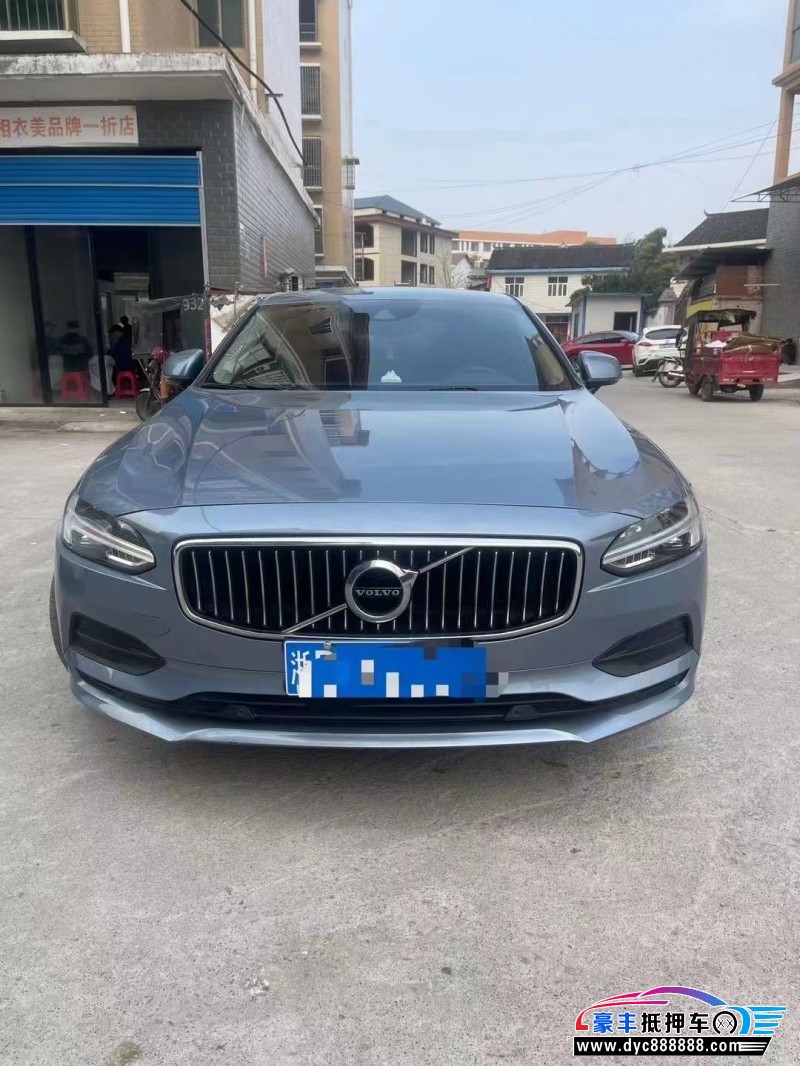 17年沃尔沃S90轿车抵押车出售