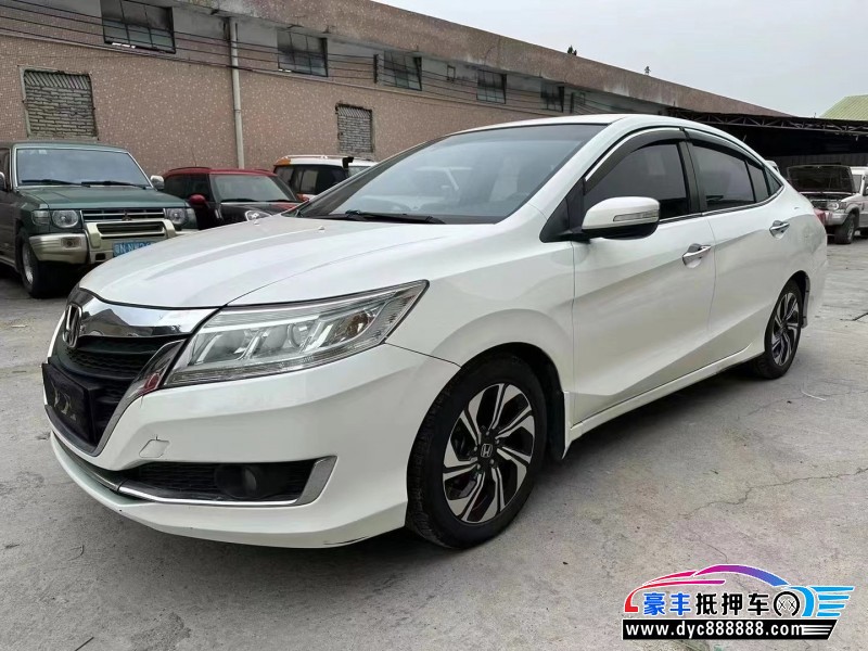 17年本田凌派轿车抵押车出售