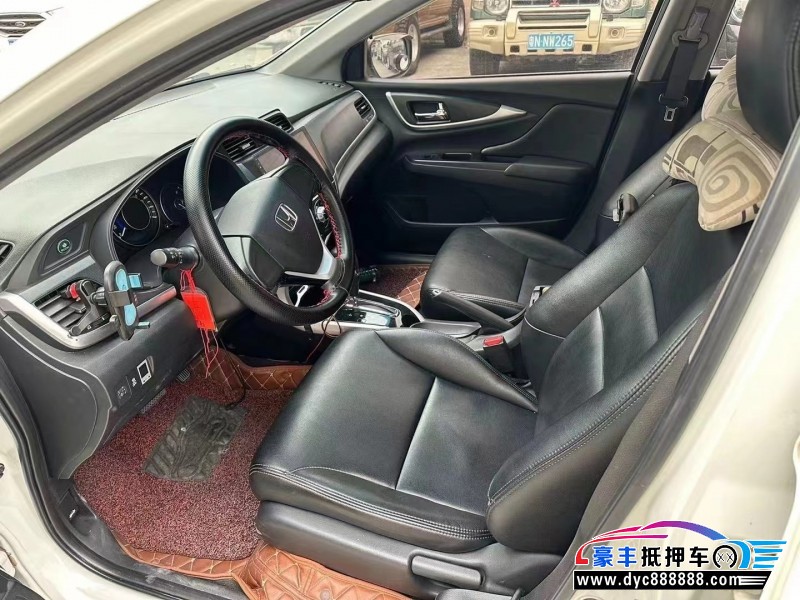 17年本田凌派轿车抵押车出售