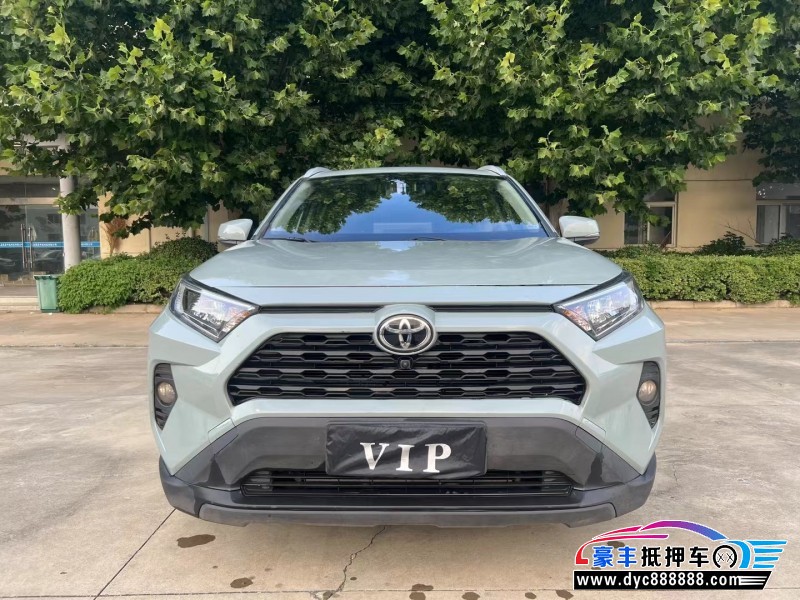 20年丰田RAV4轿车抵押车出售