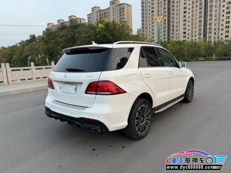17年奔驰GLE轿车抵押车出售