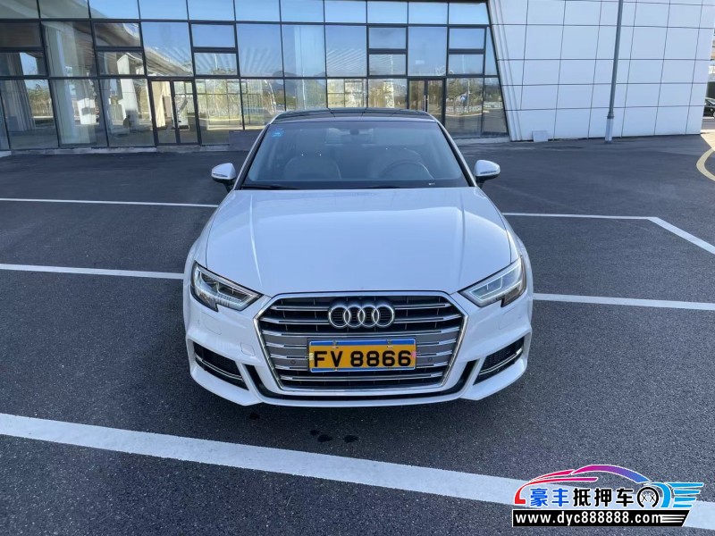 20年奥迪A3轿车抵押车出售