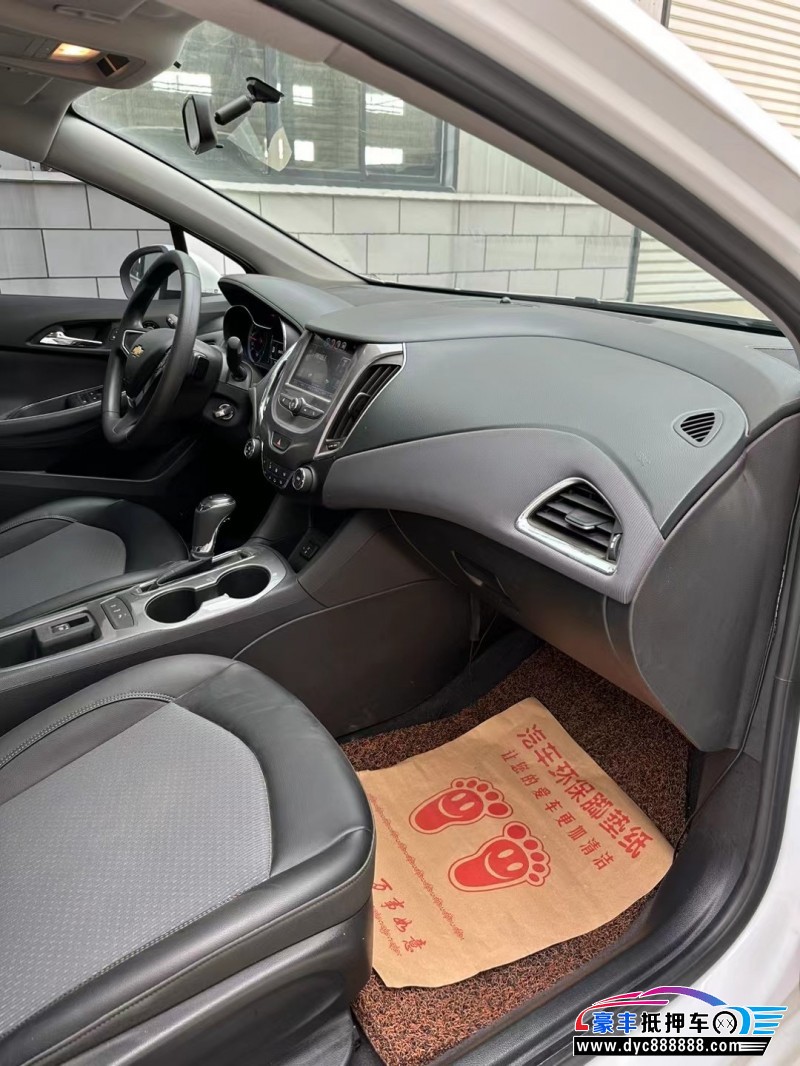 17年雪佛兰科鲁兹轿车抵押车出售