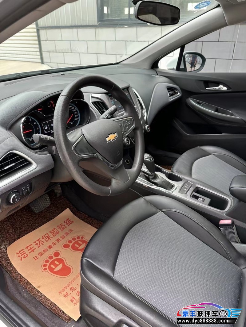 17年雪佛兰科鲁兹轿车抵押车出售