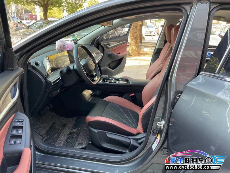 22年长安逸动轿车抵押车出售