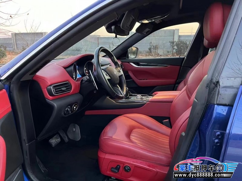 18年玛莎拉蒂莱万特轿车抵押车出售