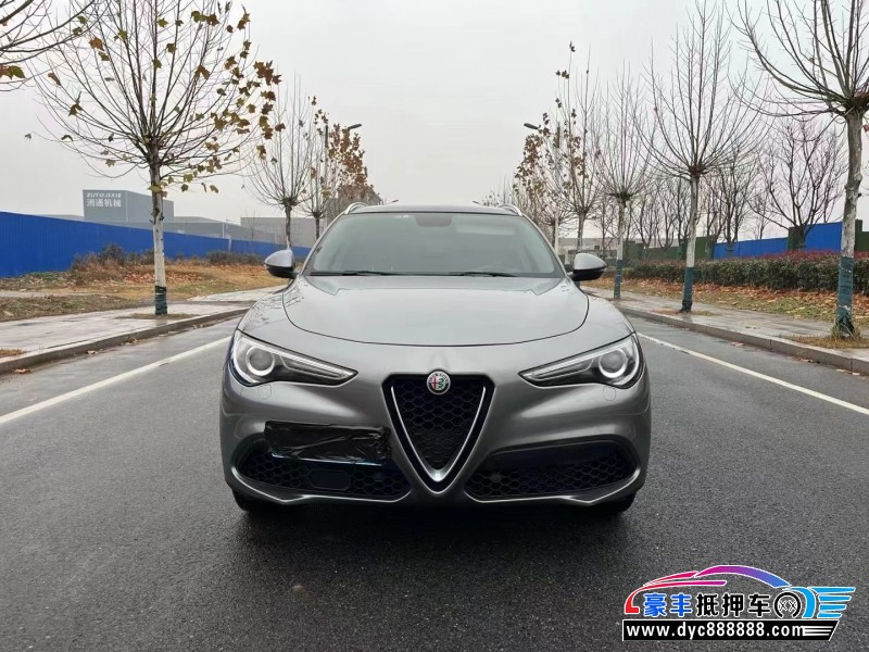 19年阿尔法·罗密欧Stelvio轿车抵押车出售