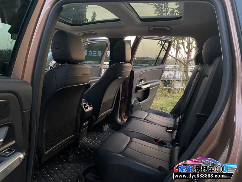 20年奔驰GLB轿车抵押车出售