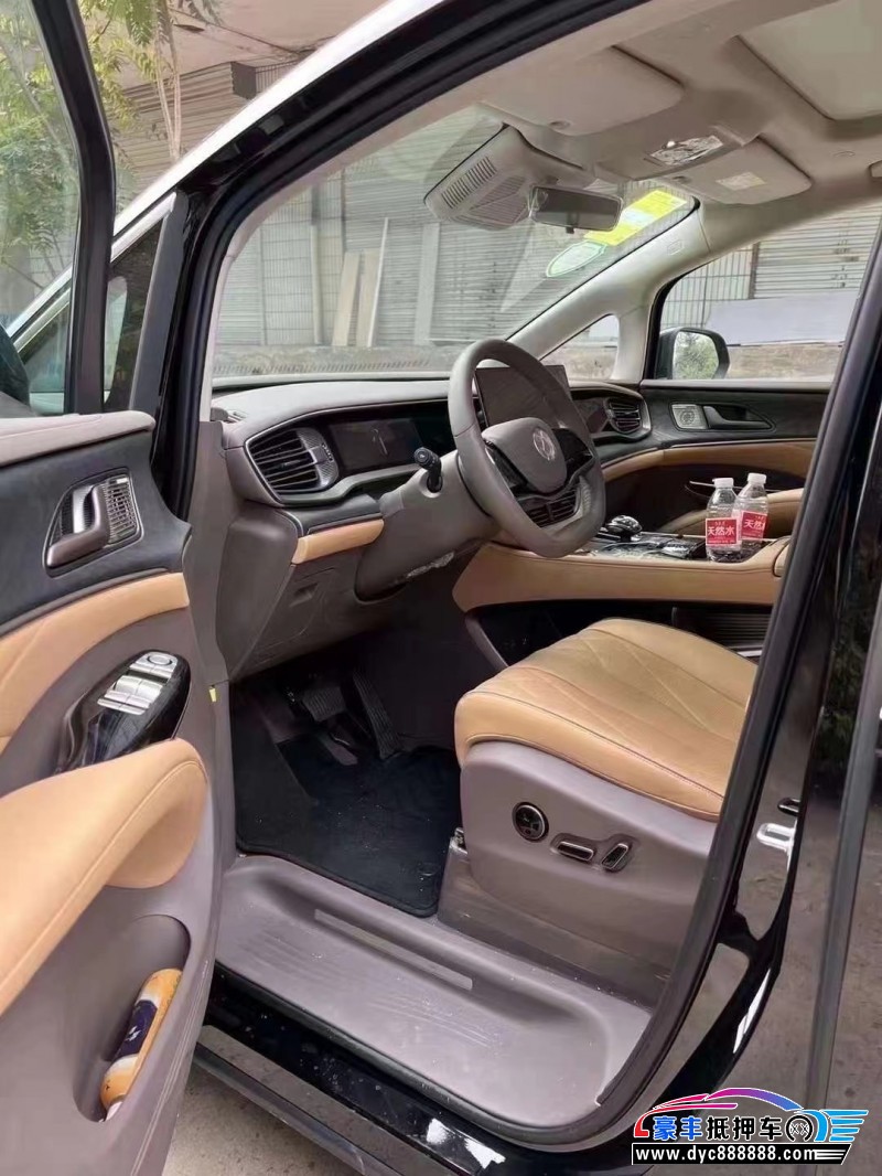 23年腾势腾势轿车抵押车出售