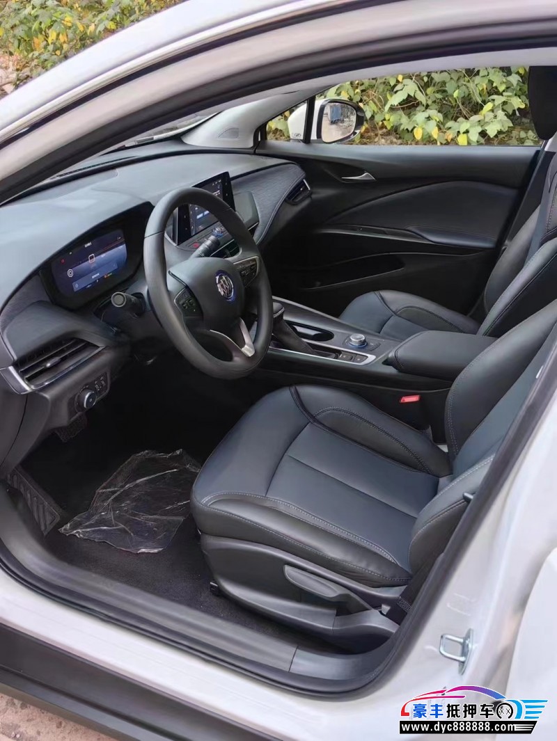 23年别克微蓝轿车抵押车出售