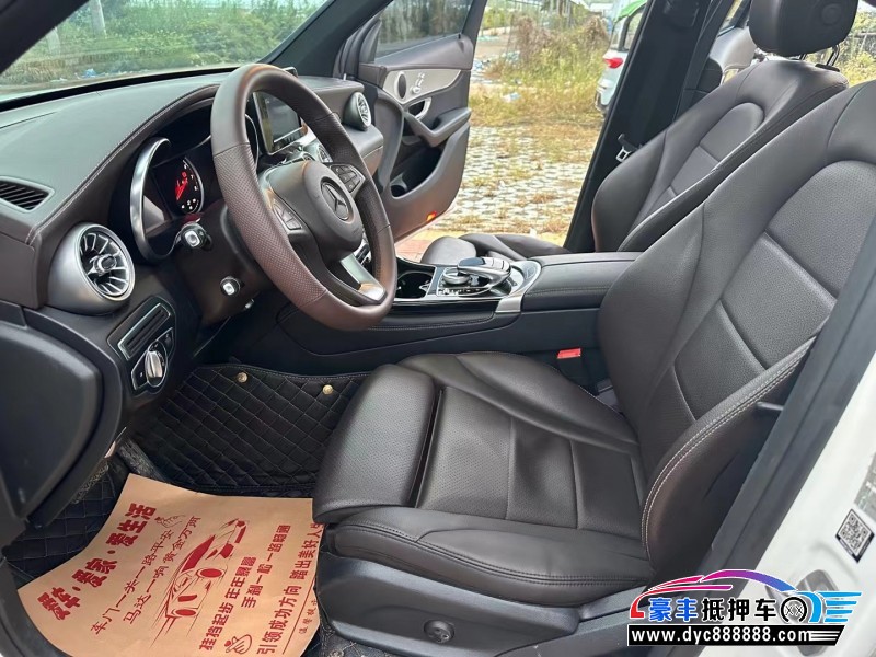 17年奔驰GLCSUV抵押车出售