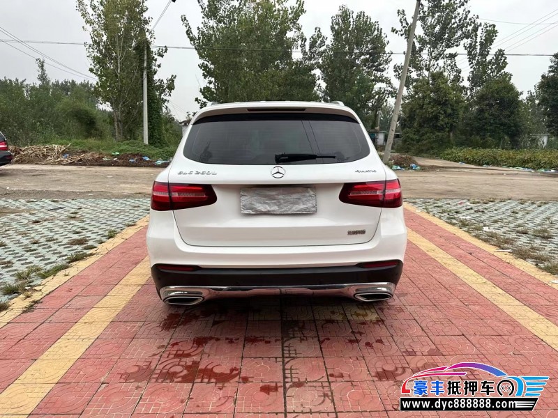 17年奔驰GLCSUV抵押车出售